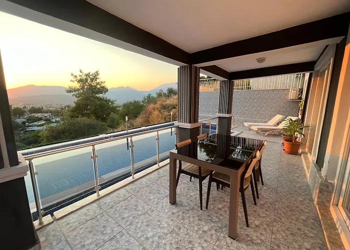 Magnolia Uzumlu (Aegean)